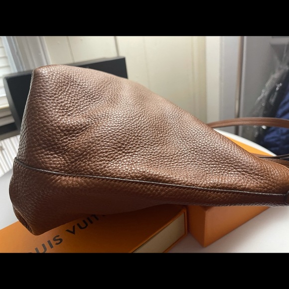 Authentic Salvatore ferragamo - Picture 5 of 14
